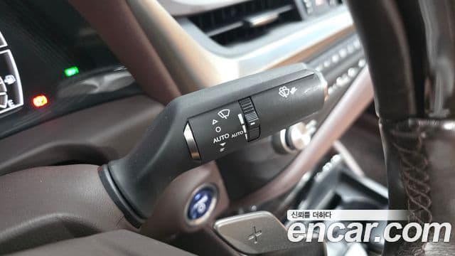 Lexus ES300h 2021 — Şəkil 7/31