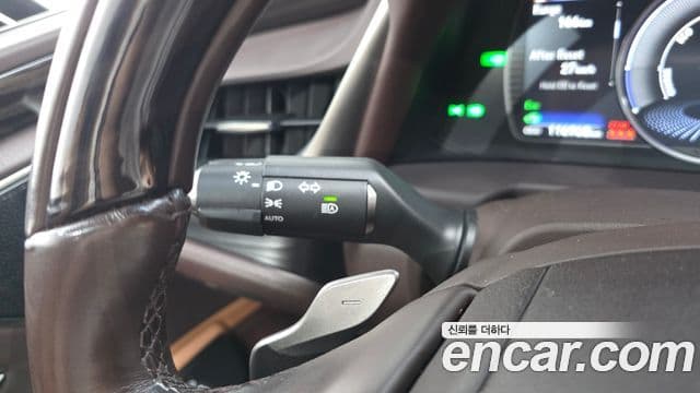 Lexus ES300h 2021 — Şəkil 9/31