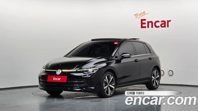 Volkswagen Golf 2025 — ფოტო 1/20