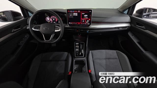 Volkswagen Golf 2025 — ფოტო 7/20