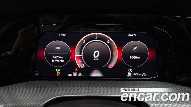 Volkswagen Golf 2025 — ფოტო 8/20