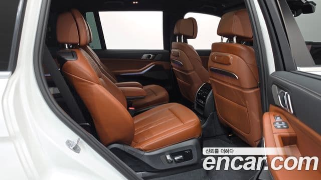 BMW X7 2025 — фото 12 из 20