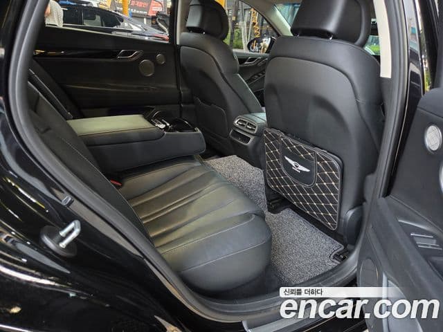 Genesis Electrified G80 2020 — Şəkil 12/12