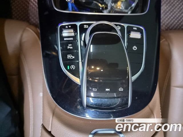 Mercedes-Benz E-Class 2019 — Şəkil 14/20