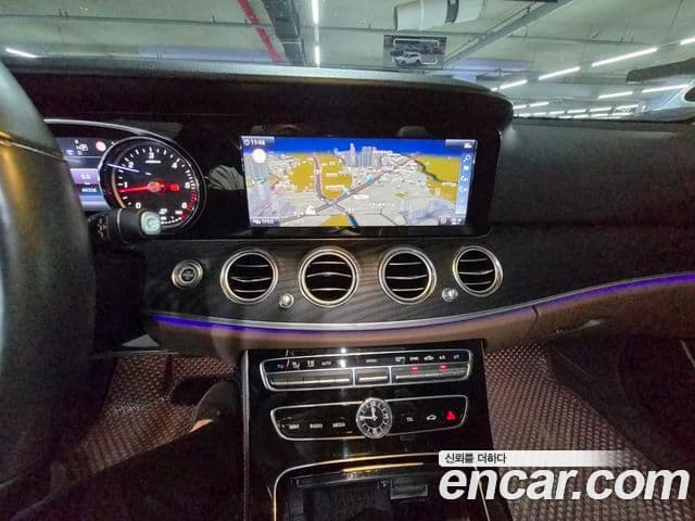 Mercedes-Benz E-Class 2019 — Şəkil 16/20