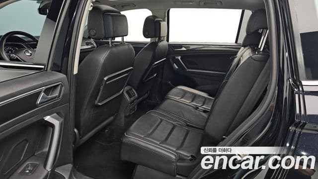 Volkswagen Tiguan Allspace 2020 — Фото 11/20