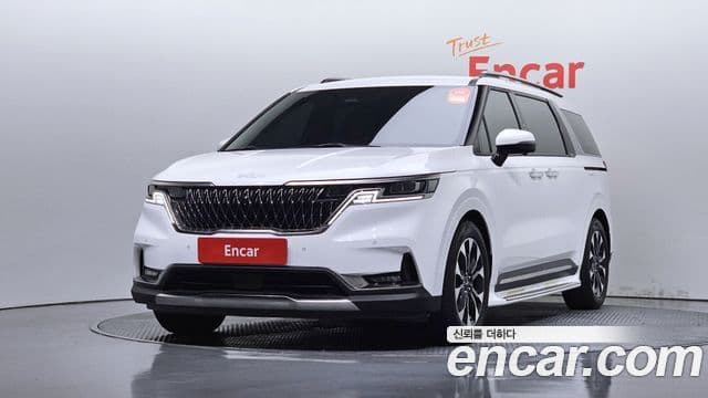 Kia Carnival 2023 — ფოტო 1/20