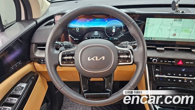 Kia Carnival 2023 — Фото 13/20