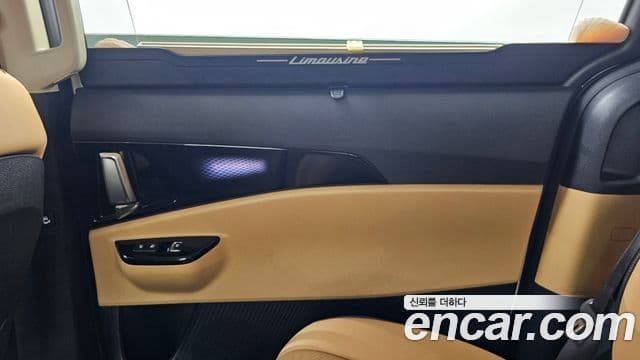 Kia Carnival 2023 — Photo 4/36