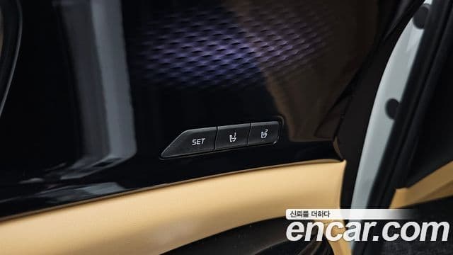 Kia Carnival 2023 — Photo 31/36