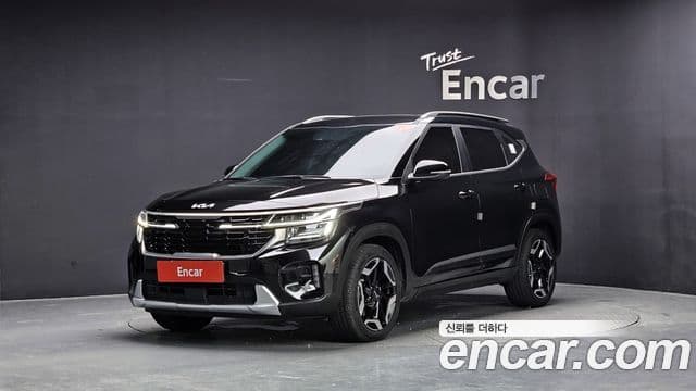 Kia Seltos 2023 — Şəkil 1/20