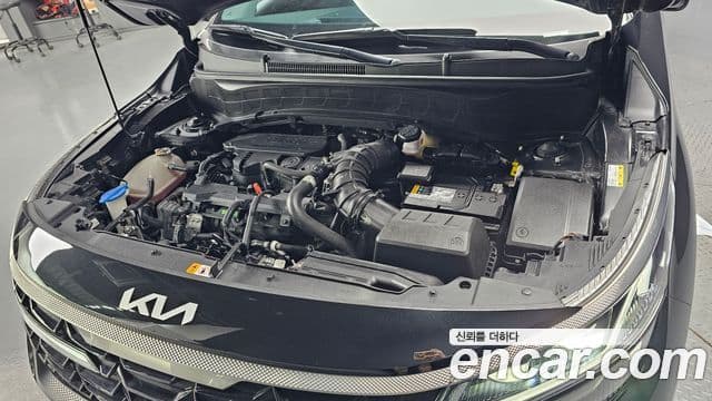 Kia Seltos 2023 — Şəkil 6/20