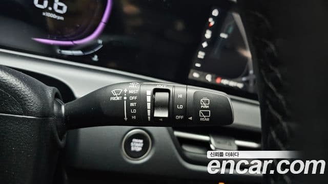 Kia Seltos 2023 — Şəkil 18/20