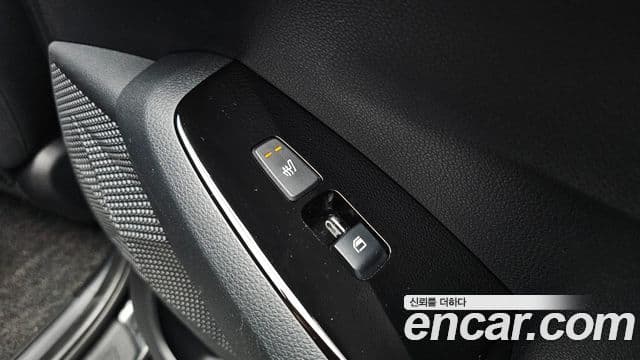 Kia Seltos 2023 — Şəkil 19/20