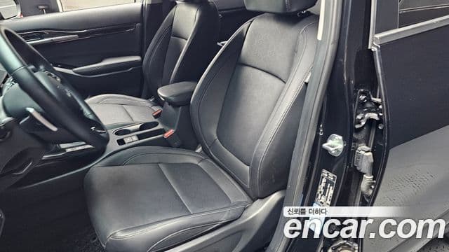 Kia Seltos 2023 — Photo 9/30