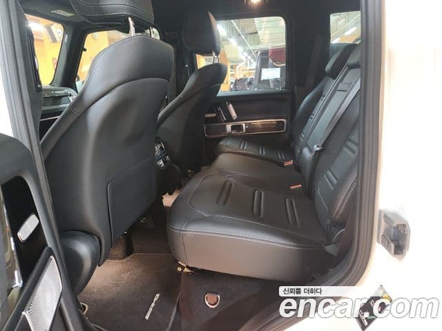 Mercedes-Benz G-Class 2024 — Photo 13/19