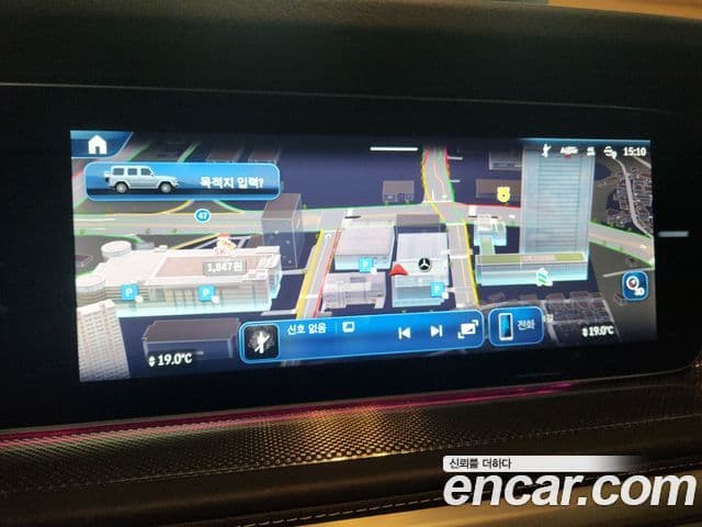Mercedes-Benz G-Class 2024 — Photo 17/19