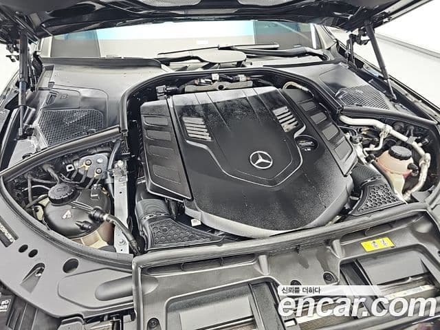 Mercedes-Benz S-Class 2023 — Şəkil 4/9