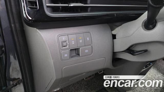 Hyundai Staria 2021 — Фото 20/20
