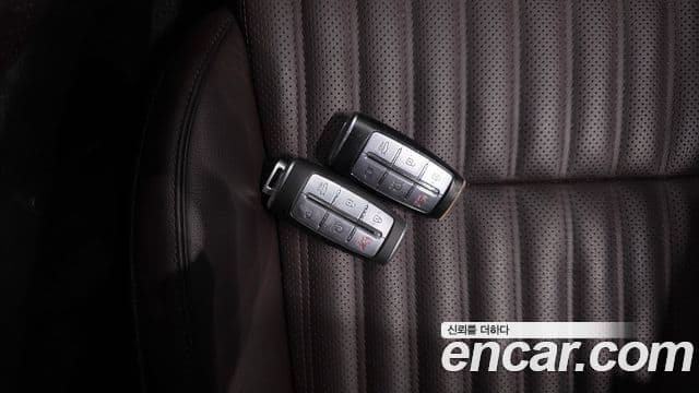Genesis G70 2020 — Фото 16/20