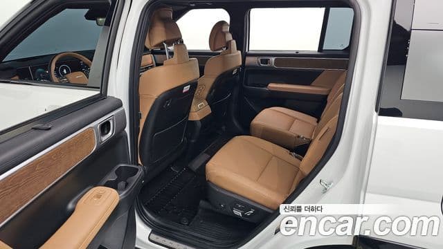Hyundai Santa Fe 2024 — Фото 12/20