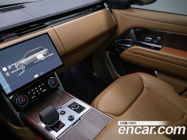Land Rover Range Rover 2022 — ფოტო 12/20