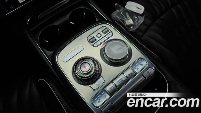 Genesis G90 2022 — фото 9 из 20