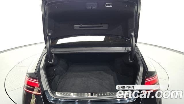 Genesis G90 2022 — фото 20 из 20