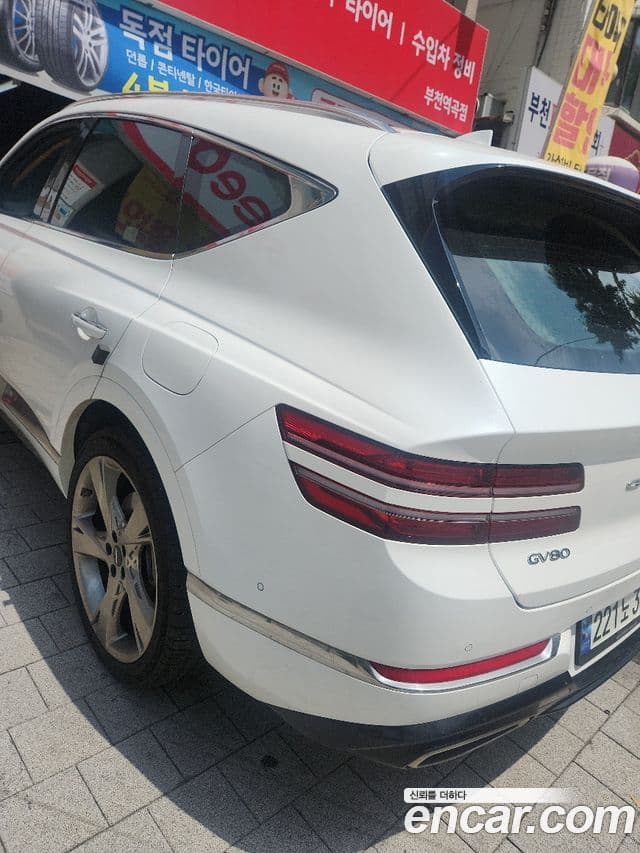 Genesis GV80 2023 — фото 7 из 20