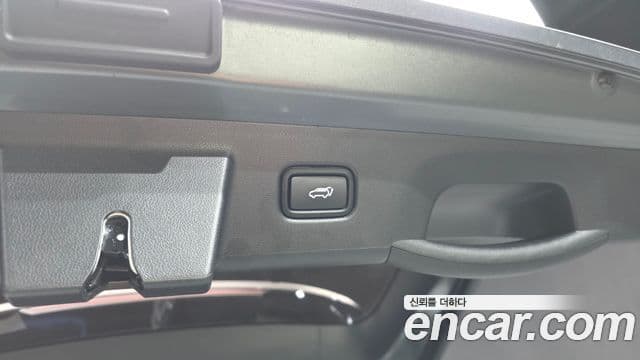 Hyundai Tucson Hybrid 2023 — ფოტო 20/34