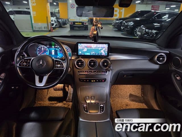 Mercedes-Benz GLC-Class 2021 — Şəkil 6/20