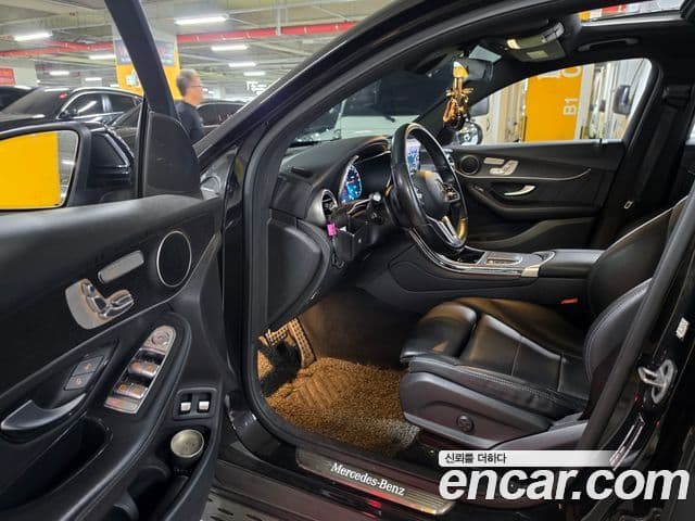 Mercedes-Benz GLC-Class 2021 — Şəkil 11/20