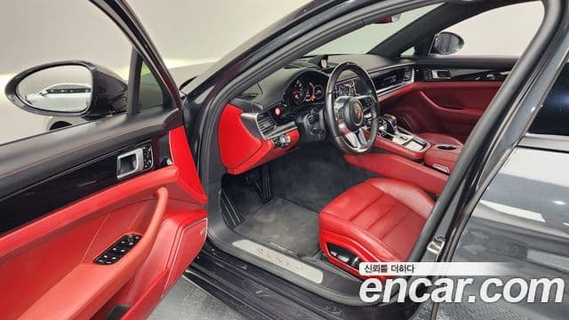 Porsche Panamera 2018 — ფოტო 10/20