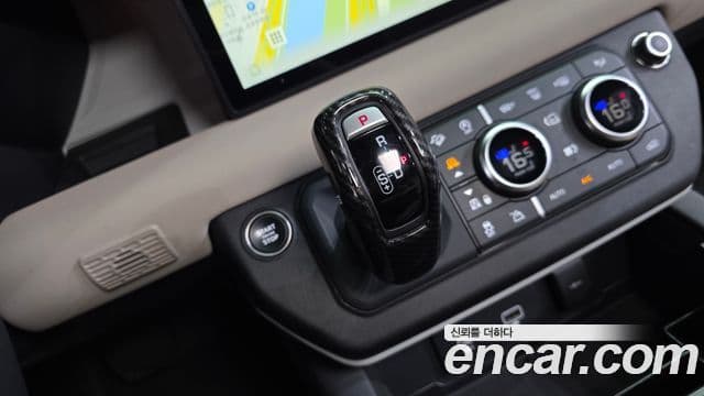 Land Rover Defender 2023 — ფოტო 9/20