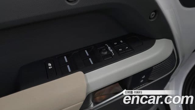 Land Rover Defender 2023 — Şəkil 27/33