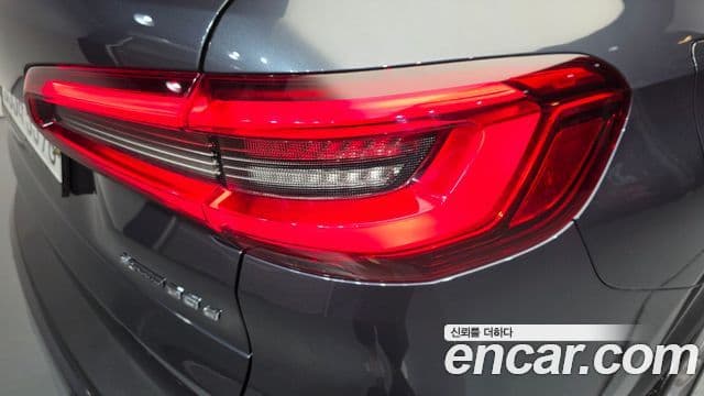 BMW X5 2020 — ფოტო 16/31