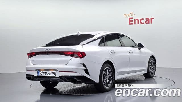 Kia K5 2023 — Şəkil 2/20