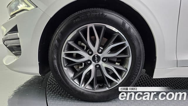 Kia K5 2023 — Şəkil 5/20
