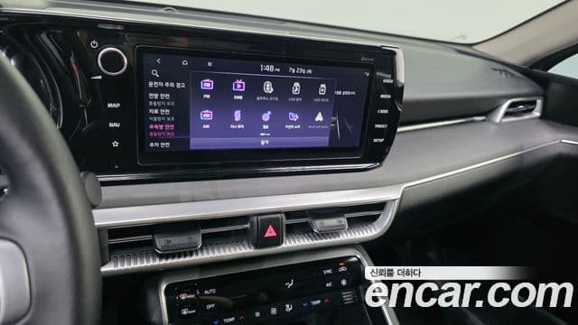 Kia K5 2023 — Şəkil 14/20