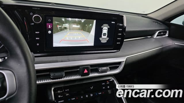 Kia K5 2023 — Şəkil 17/20