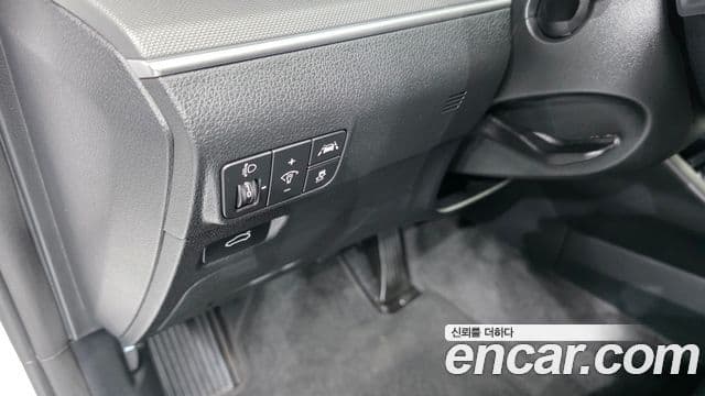 Kia K5 2023 — Şəkil 18/20
