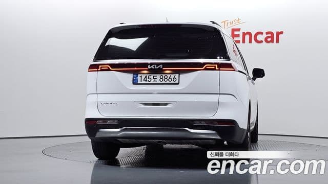 Kia Carnival 2023 — Şəkil 4/20