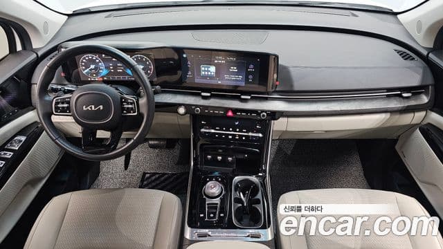 Kia Carnival 2023 — Şəkil 7/20