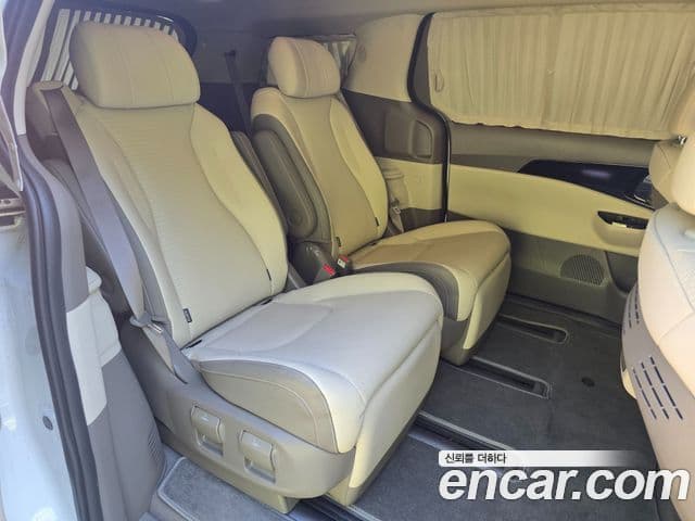 Kia Carnival 2022 — ფოტო 12/20