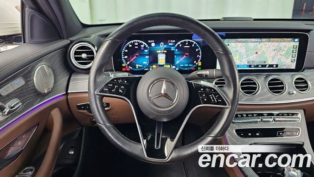 Mercedes-Benz E-Class 2022 — Şəkil 13/20