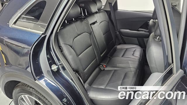 Kia Niro 2020 — ფოტო 12/20