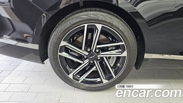 Genesis Electrified G80 2025 — фото 4 из 20