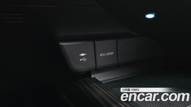 Toyota Camry 2018 — Şəkil 4/37