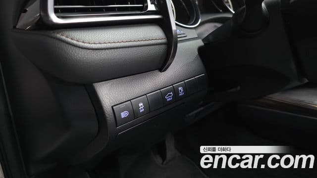 Toyota Camry 2018 — Şəkil 8/37