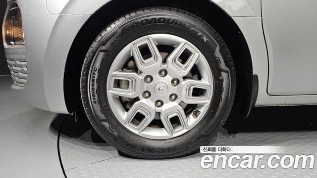 Hyundai Staria 2021 — ფოტო 5/20
